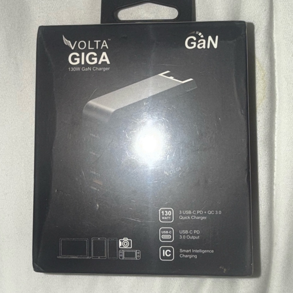 VOLTA GIGA 130W GaN Charger - Black
